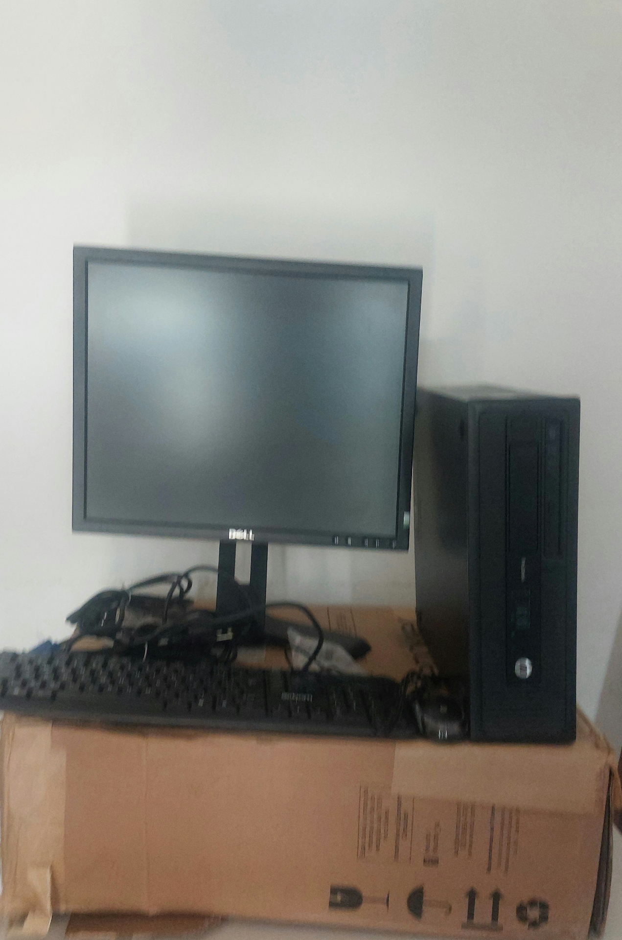 Doação de Reurbi Socioambiental LTDA: 1 Monitor + 1 Desktop (seminovos)
